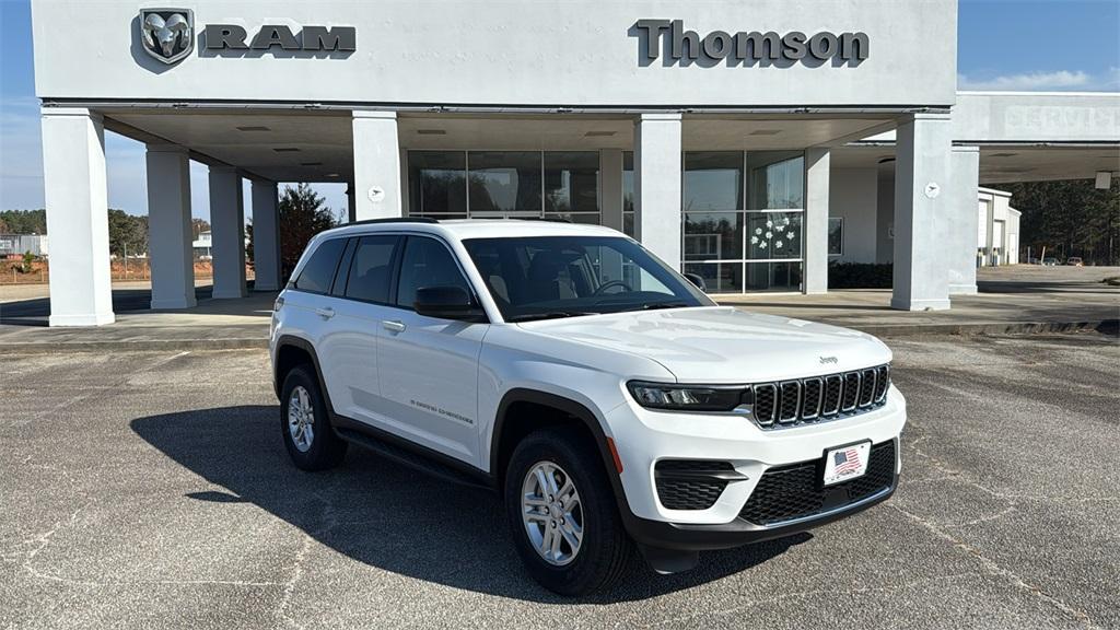 new 2025 Jeep Grand Cherokee car, priced at $34,970