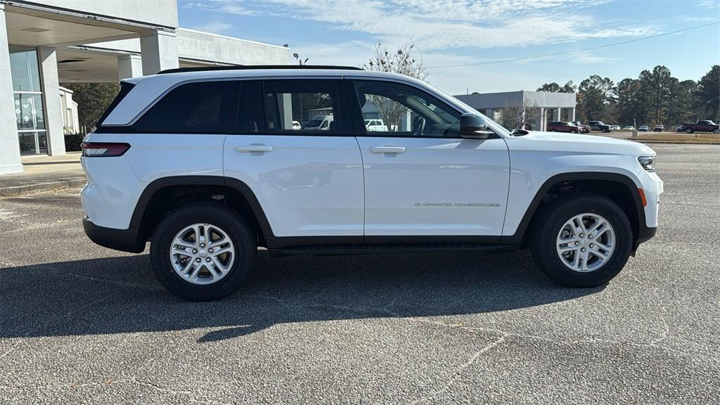 new 2025 Jeep Grand Cherokee car, priced at $34,970