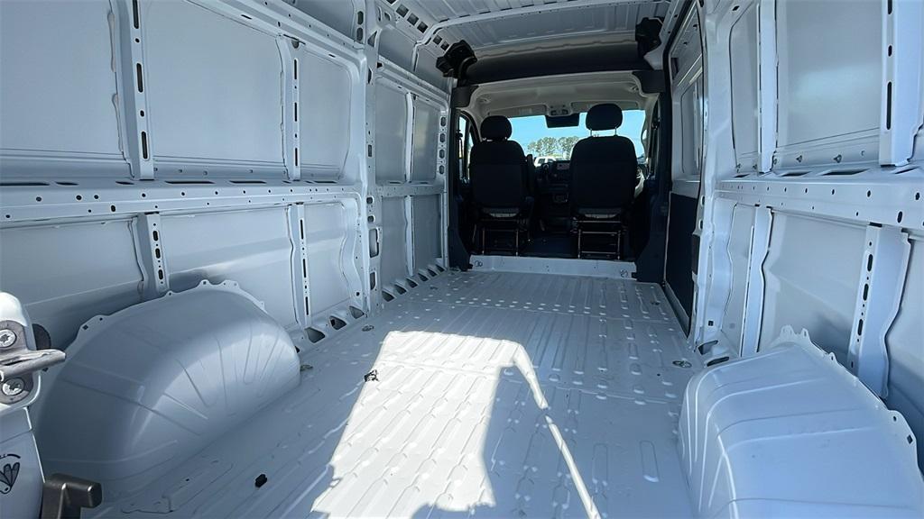 new 2025 Ram ProMaster 2500 car, priced at $47,867