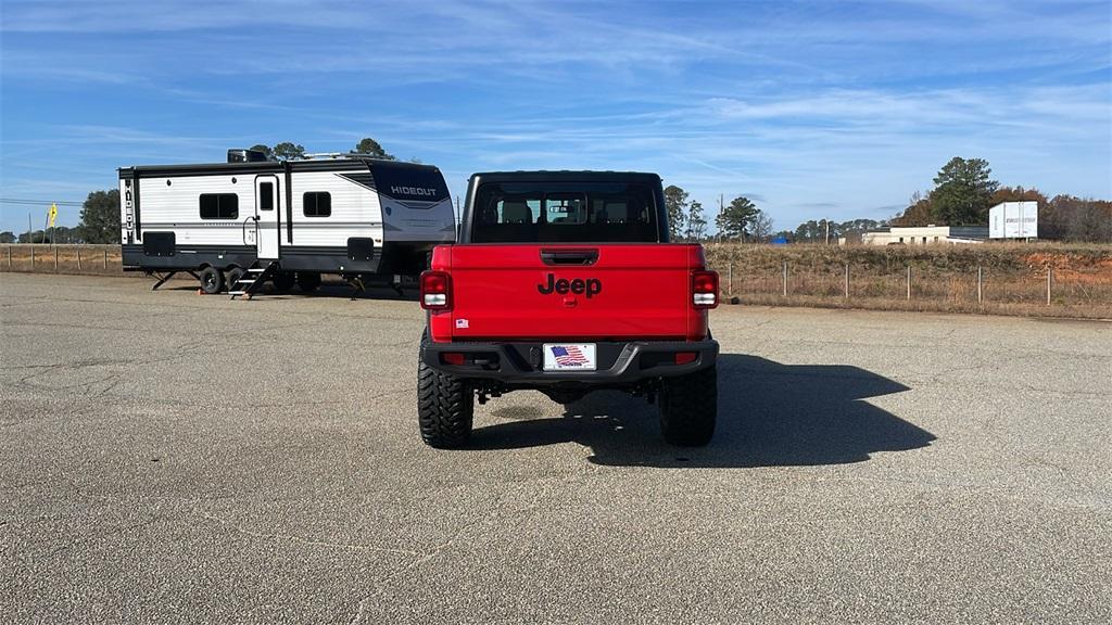 new 2024 Jeep Gladiator car, priced at $42,770