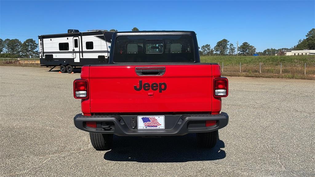 new 2024 Jeep Gladiator car, priced at $38,474