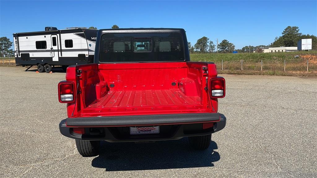 new 2024 Jeep Gladiator car, priced at $38,474