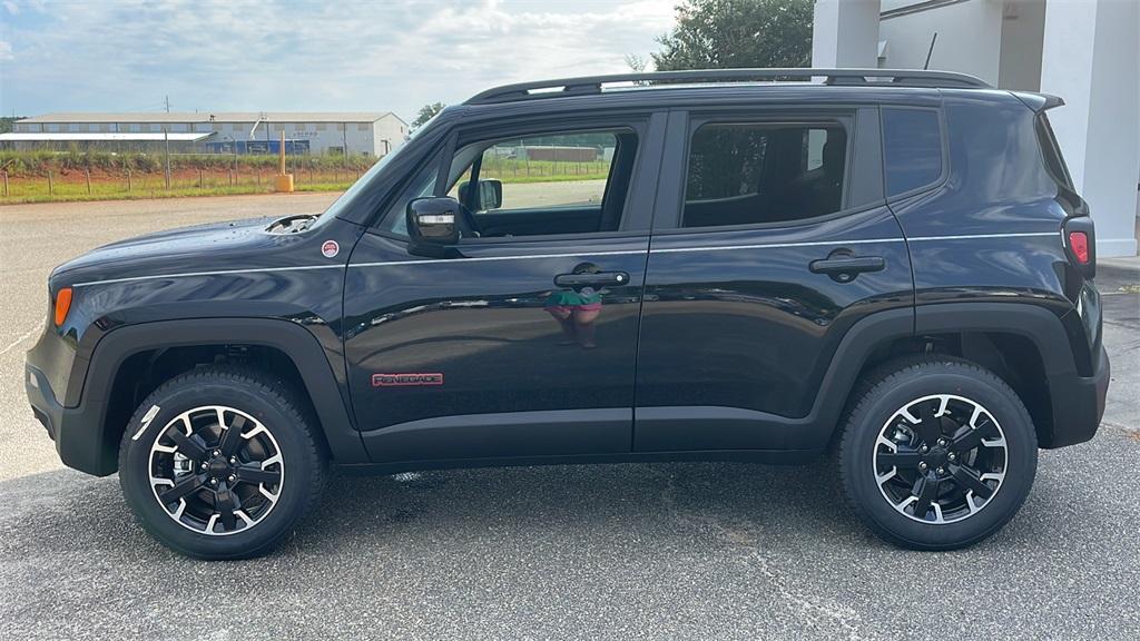 new 2023 Jeep Renegade car, priced at $30,292