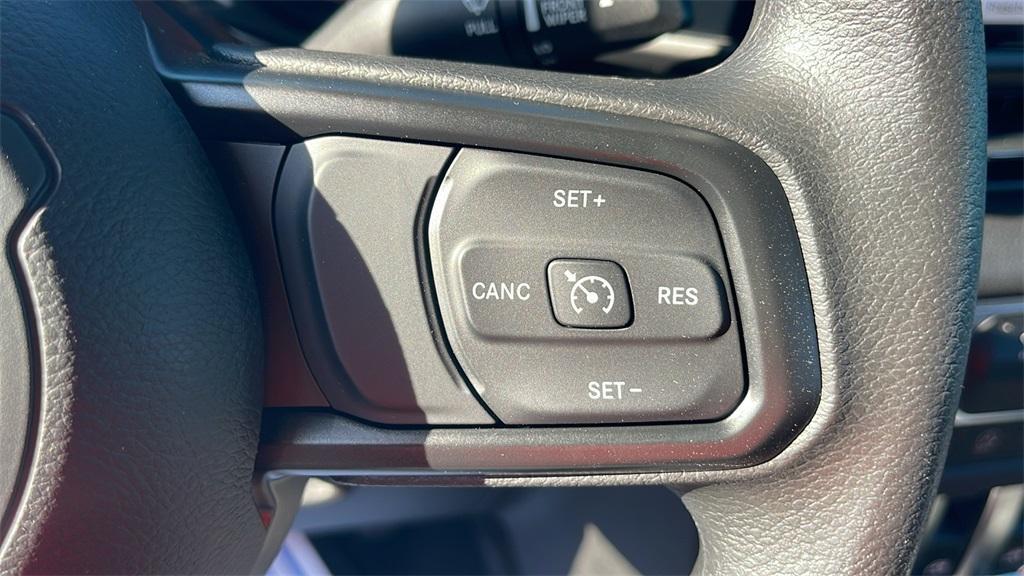 new 2025 Jeep Wrangler car, priced at $28,900