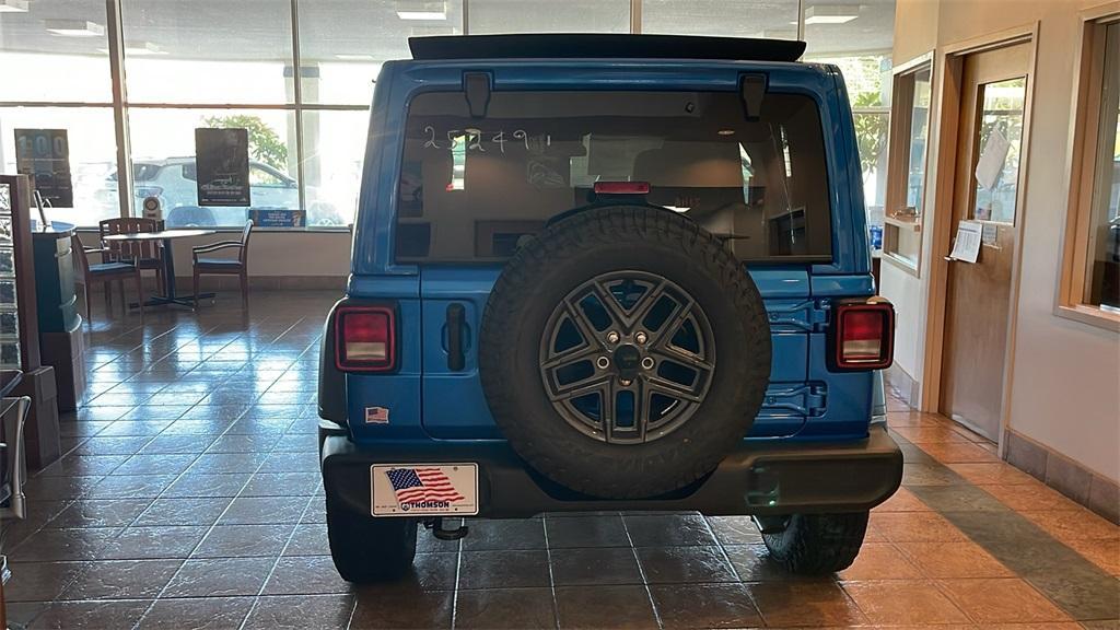 new 2025 Jeep Wrangler car, priced at $47,271