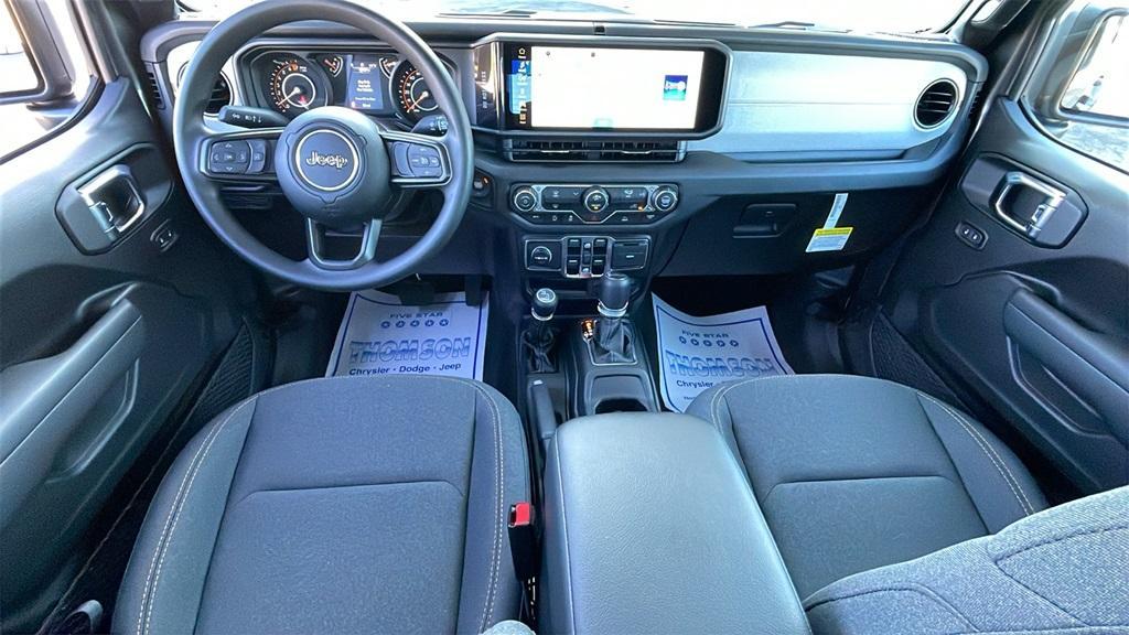 new 2025 Jeep Gladiator car, priced at $36,670