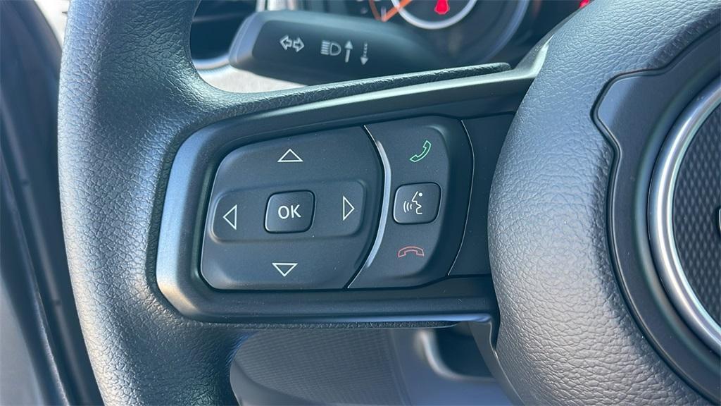 new 2025 Jeep Gladiator car, priced at $36,670