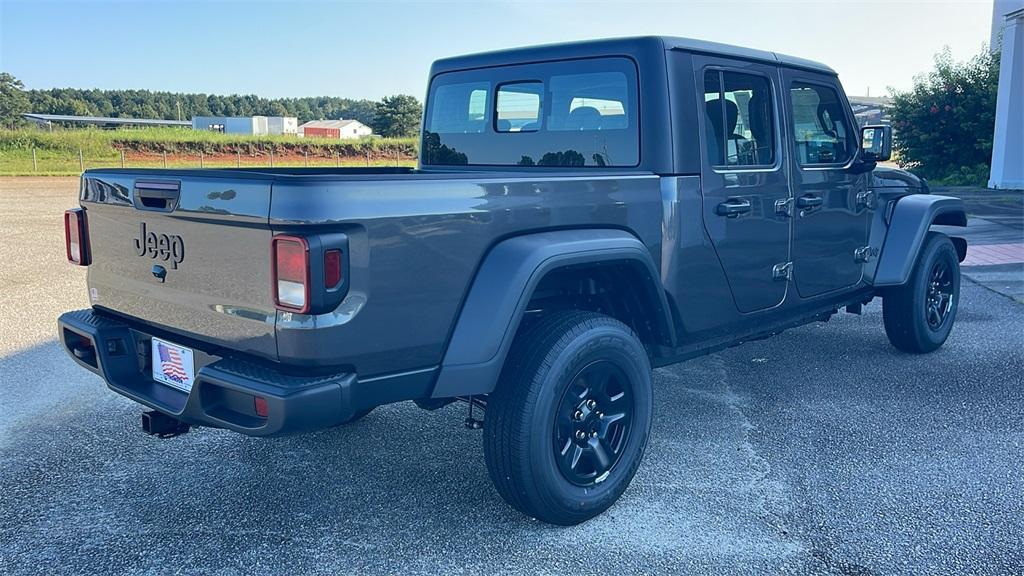 new 2025 Jeep Gladiator car, priced at $36,670