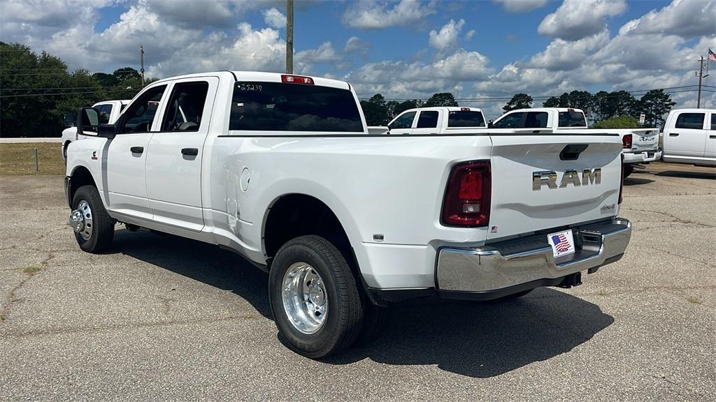 new 2025 Ram 3500 car, priced at $62,750
