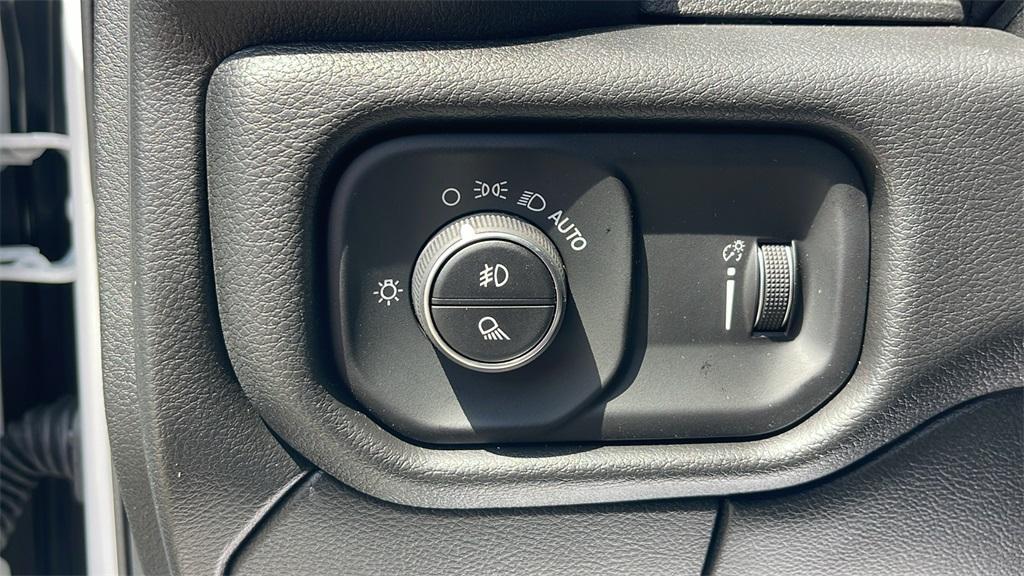 new 2025 Ram 3500 car, priced at $62,750