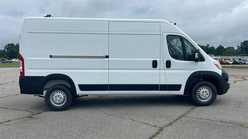 new 2025 Ram ProMaster 2500 car, priced at $46,570
