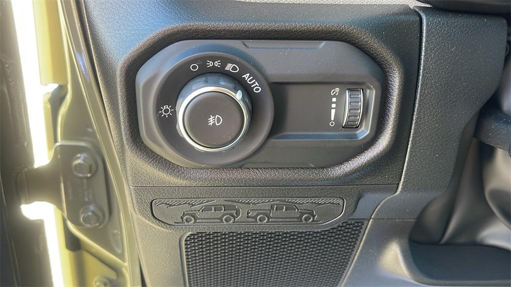 new 2026 Jeep Wrangler car, priced at $42,575