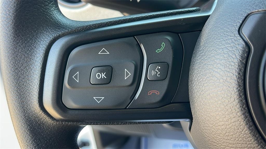 new 2025 Jeep Wrangler car, priced at $38,400