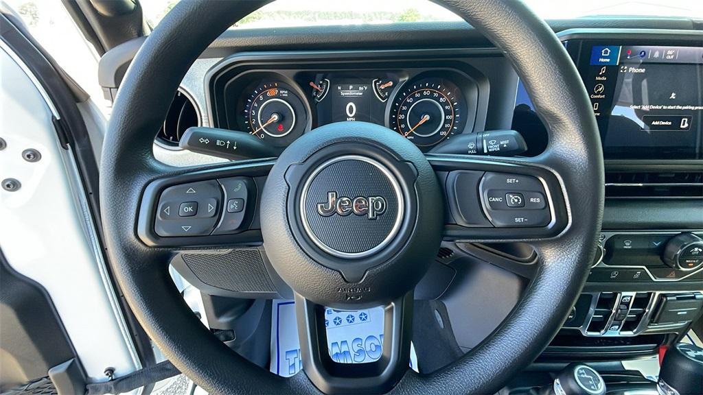 new 2025 Jeep Wrangler car, priced at $38,400