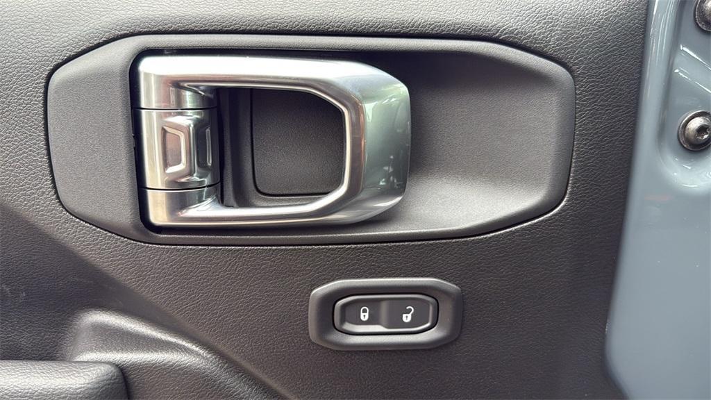 new 2026 Jeep Wrangler car, priced at $38,350