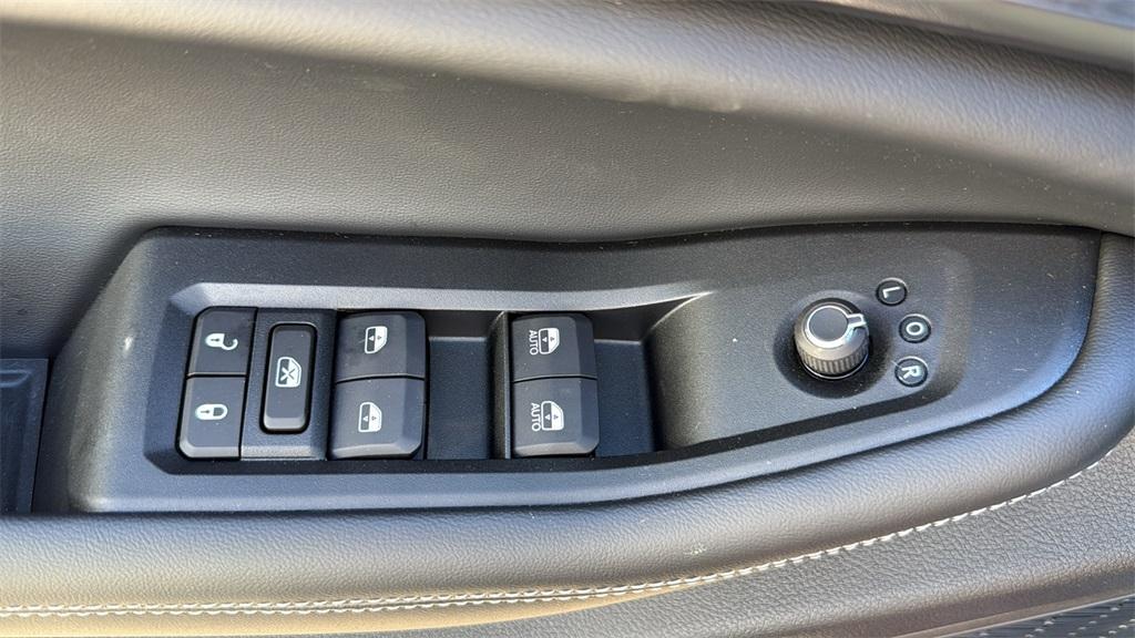 new 2025 Jeep Grand Cherokee L car, priced at $38,922