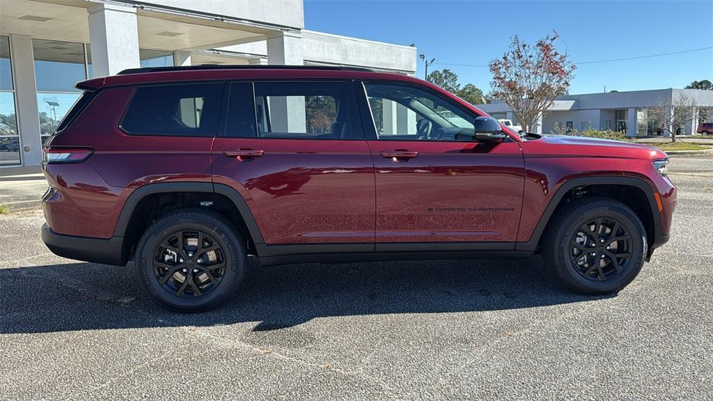 new 2025 Jeep Grand Cherokee L car, priced at $38,922