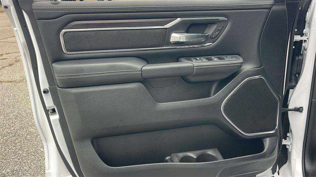 new 2026 Ram 1500 car, priced at $61,373