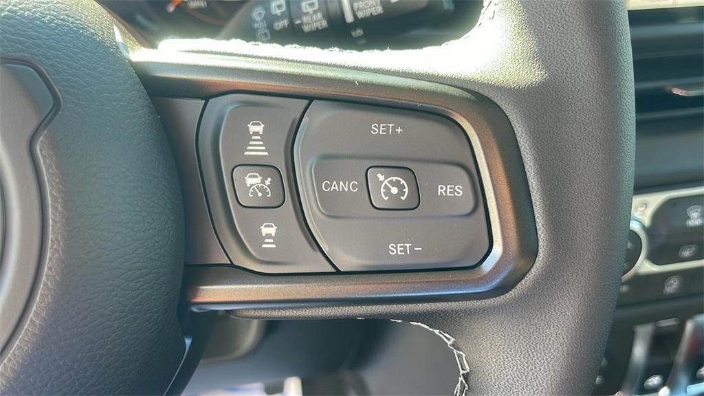 new 2026 Jeep Wrangler car, priced at $39,700