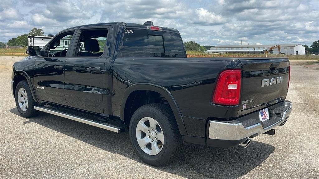 new 2025 Ram 1500 car, priced at $46,772