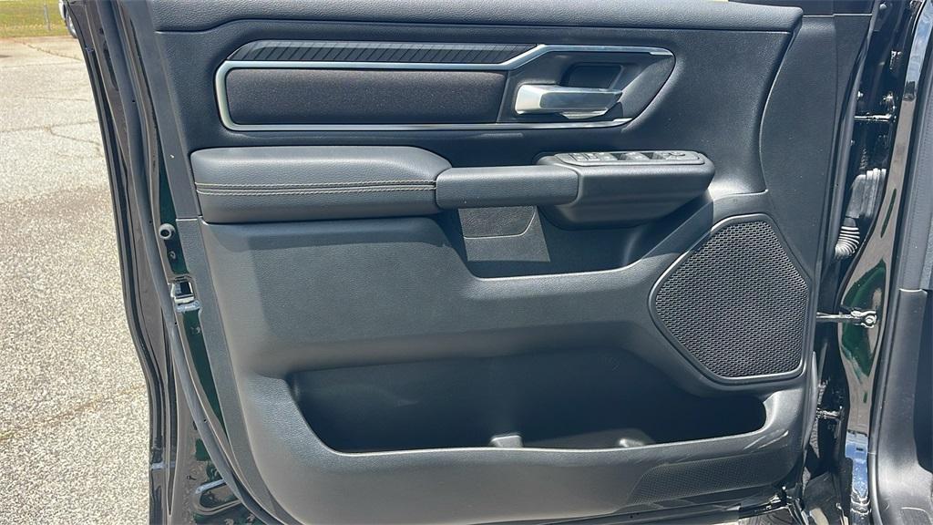 new 2025 Ram 1500 car, priced at $46,772