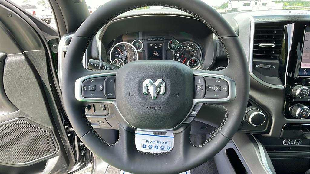 new 2025 Ram 1500 car, priced at $46,772