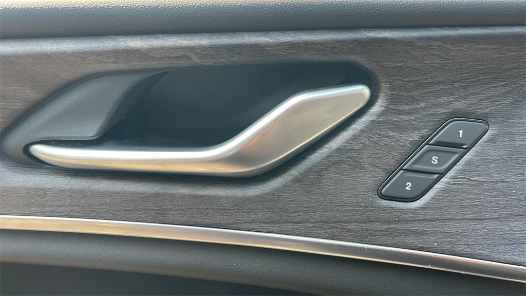 used 2021 Jeep Grand Cherokee L car, priced at $38,790