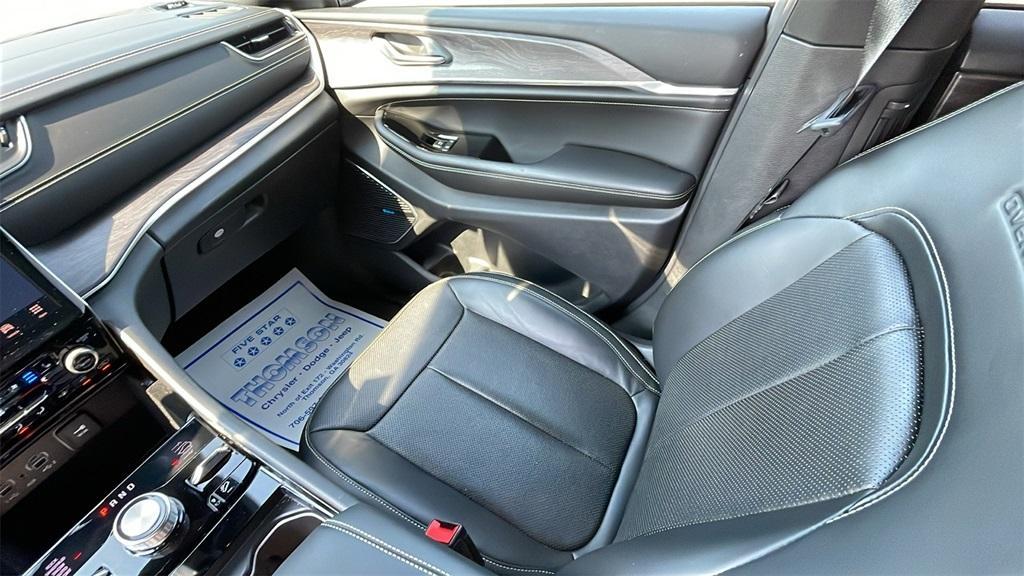 used 2021 Jeep Grand Cherokee L car, priced at $38,790