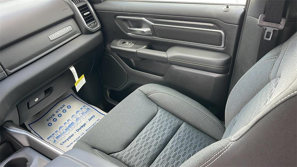 new 2025 Ram 1500 car, priced at $47,375