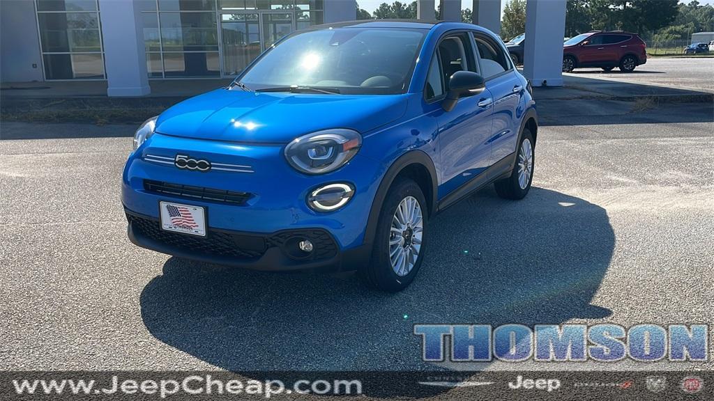 new 2023 FIAT 500X car, priced at $30,850