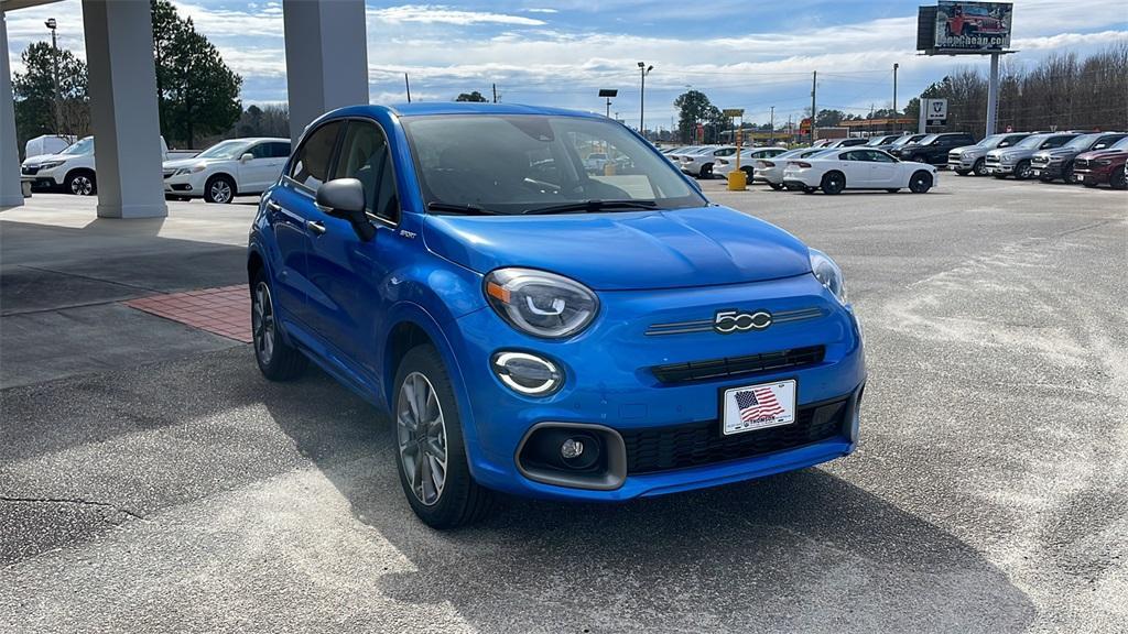 new 2023 FIAT 500X car, priced at $25,990