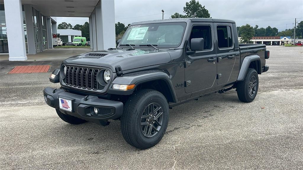 new 2025 Jeep Gladiator car, priced at $43,150