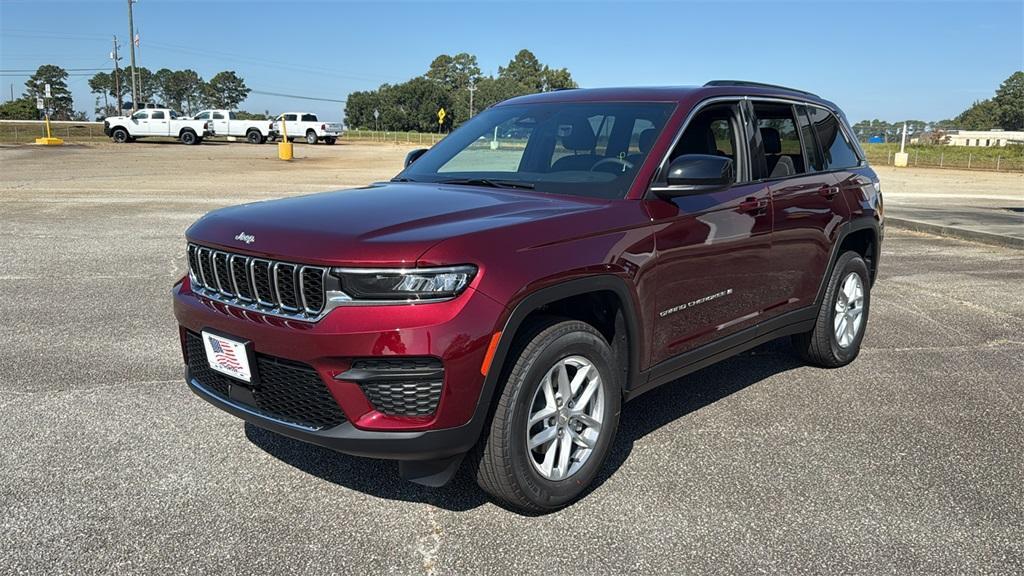 new 2025 Jeep Grand Cherokee car, priced at $33,751