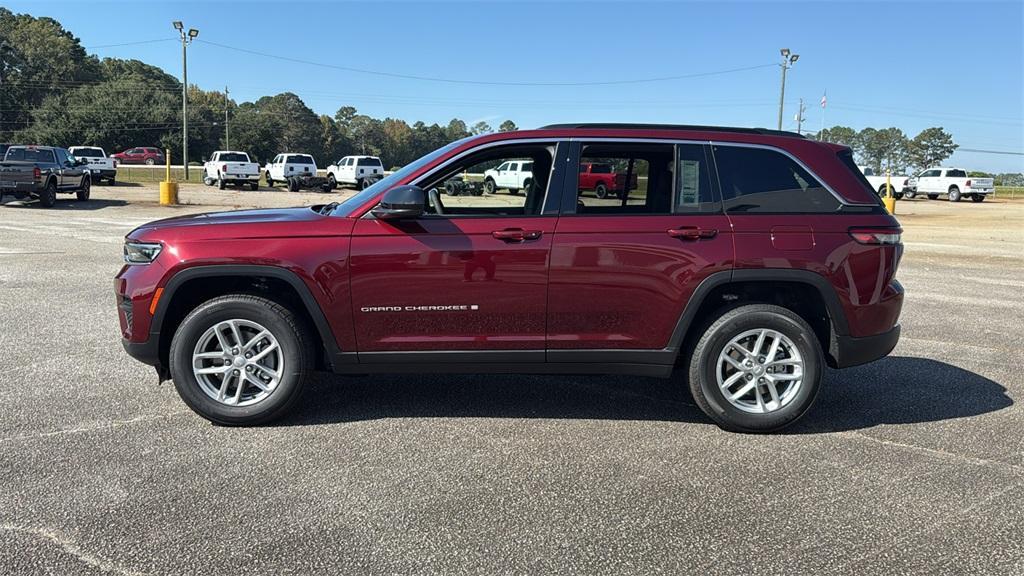 new 2025 Jeep Grand Cherokee car, priced at $33,751