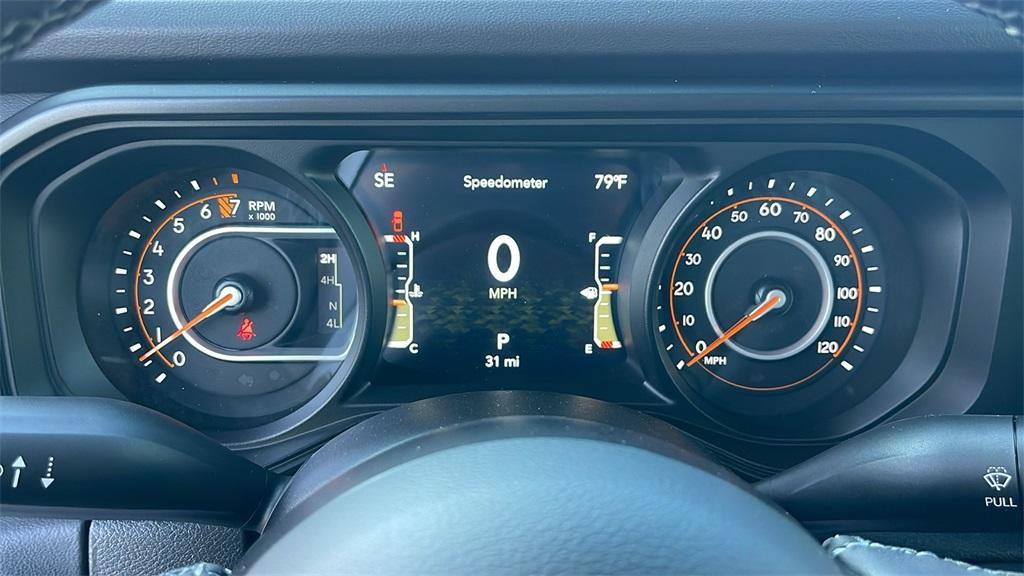 new 2025 Jeep Gladiator car, priced at $41,950