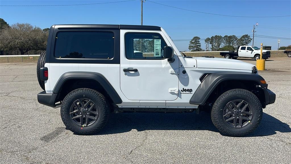 new 2025 Jeep Wrangler car, priced at $38,770