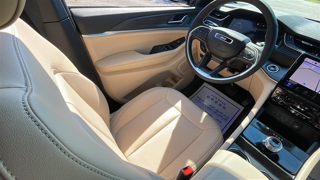 new 2025 Jeep Grand Cherokee L car, priced at $39,972