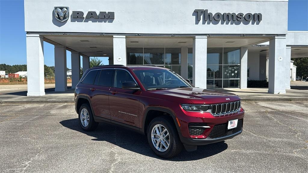 new 2025 Jeep Grand Cherokee car, priced at $35,225