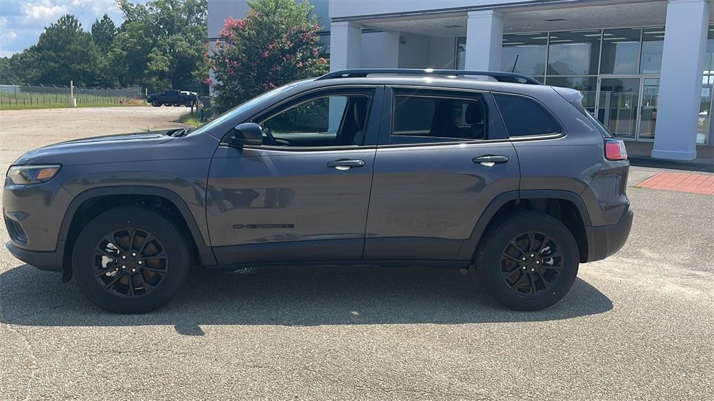 new 2023 Jeep Cherokee car, priced at $33,550