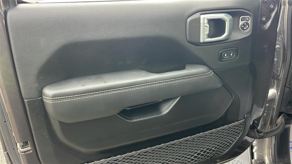 used 2023 Jeep Wrangler car, priced at $34,900