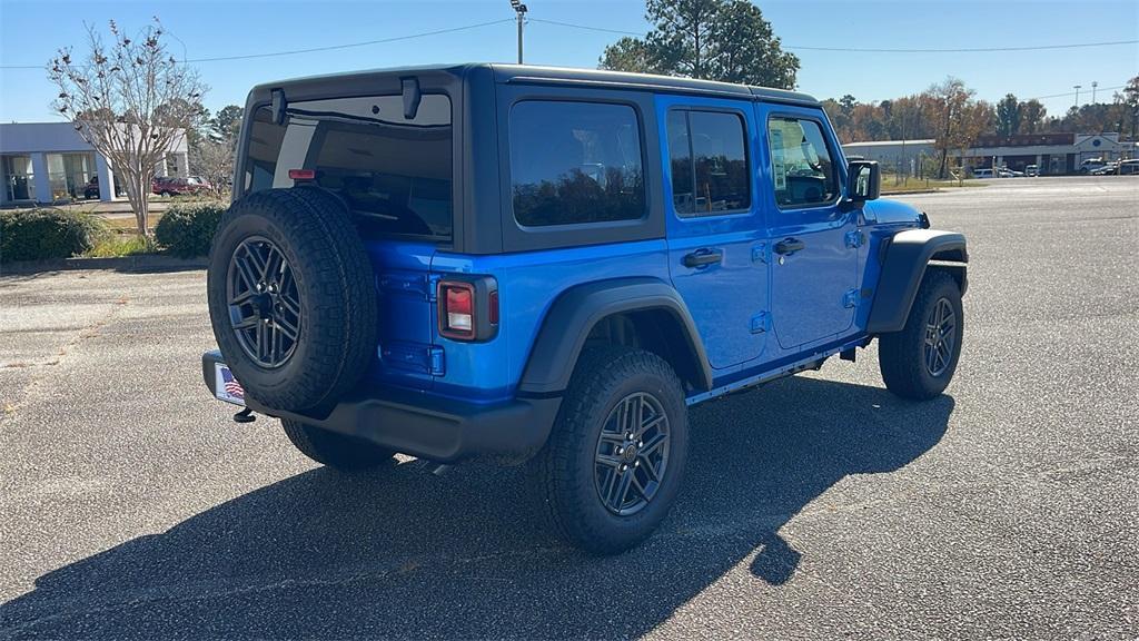 new 2026 Jeep Wrangler car, priced at $42,372