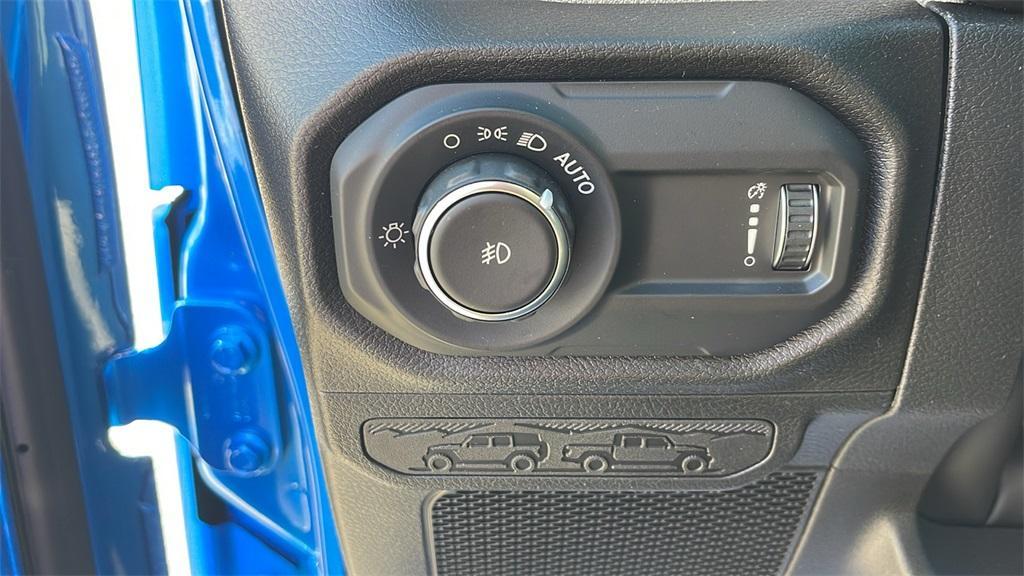 new 2026 Jeep Wrangler car, priced at $42,372