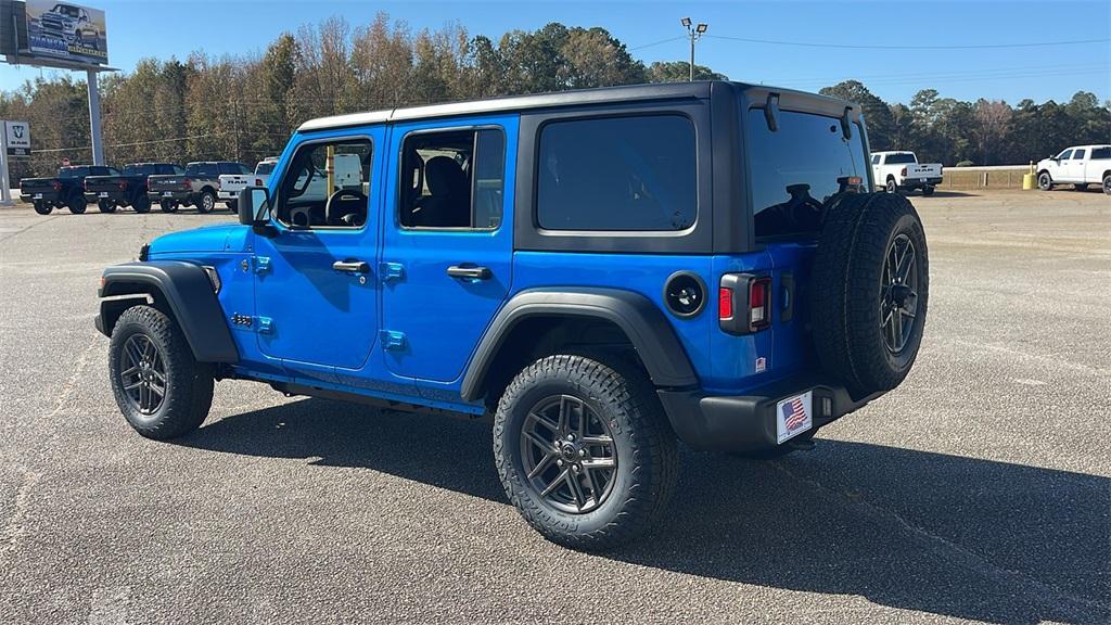 new 2026 Jeep Wrangler car, priced at $42,372