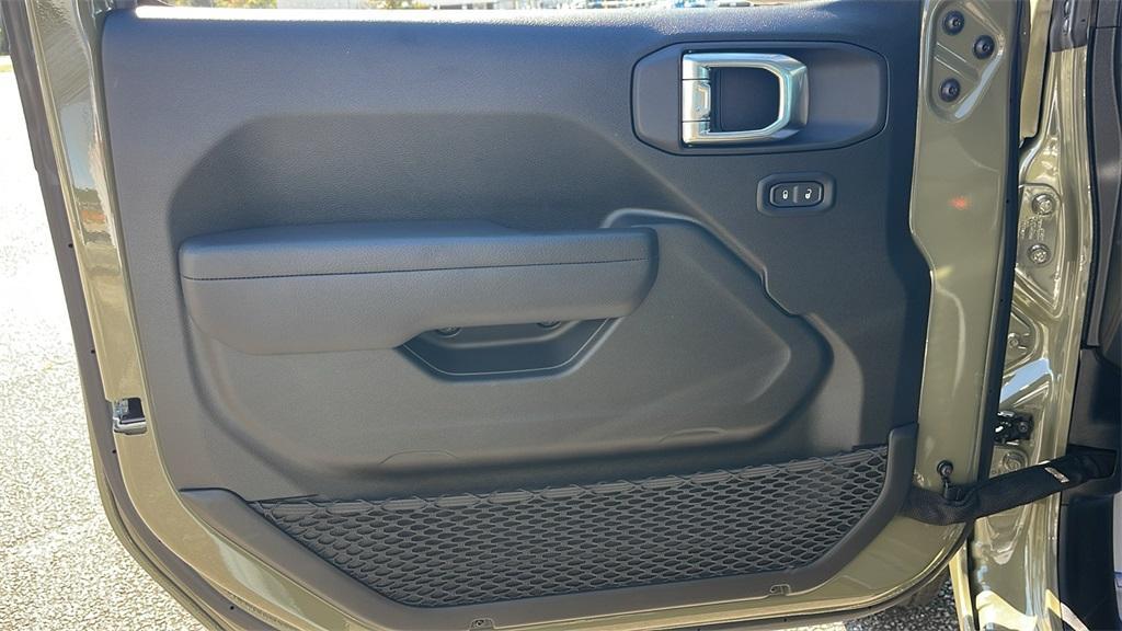 new 2026 Jeep Wrangler car, priced at $35,700