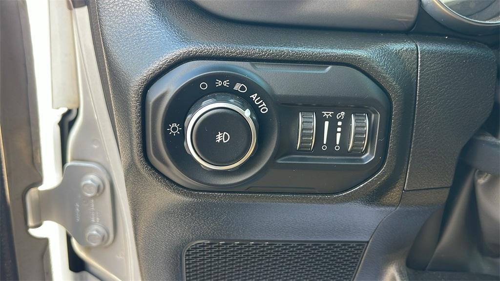 used 2022 Jeep Wrangler Unlimited car, priced at $39,910