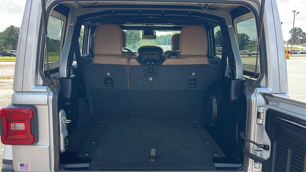 used 2022 Jeep Wrangler Unlimited car, priced at $39,910