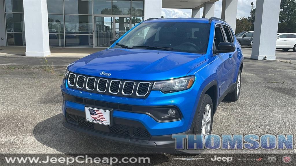 new 2024 Jeep Compass car, priced at $28,990