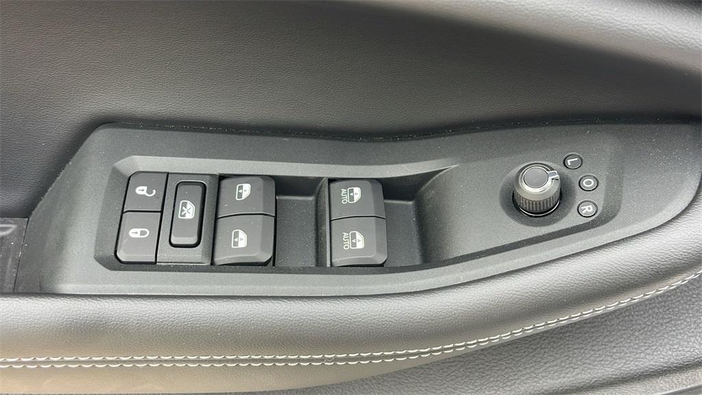 new 2025 Jeep Grand Cherokee L car, priced at $41,370
