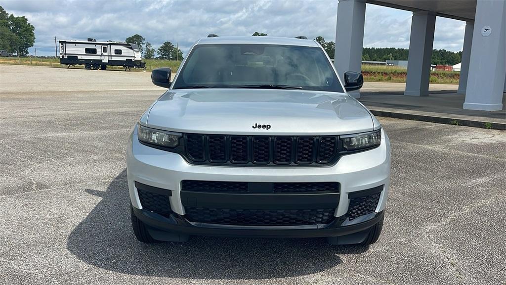 new 2025 Jeep Grand Cherokee L car, priced at $41,370