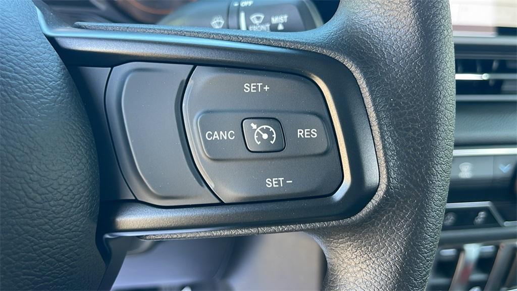 new 2025 Jeep Wrangler car, priced at $33,770